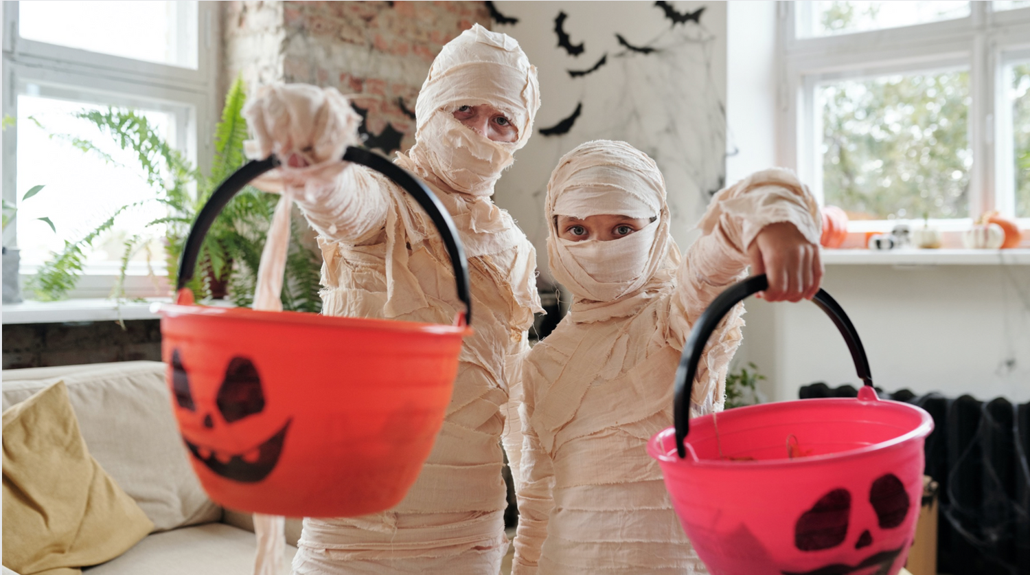 Unleash the Magic of Halloween: A Bright Bean Halloween Costume Guide 🎃📚