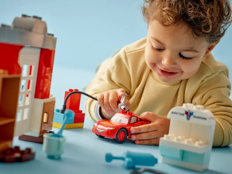 Lego McQueen's Visit to Doc's Garage (10456)