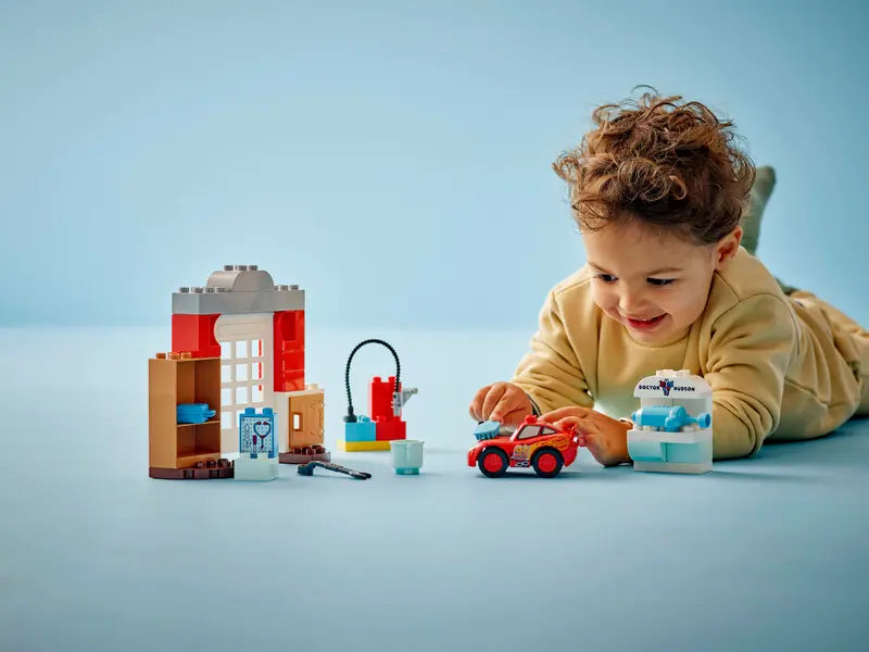 Lego McQueen's Visit to Doc's Garage (10456)