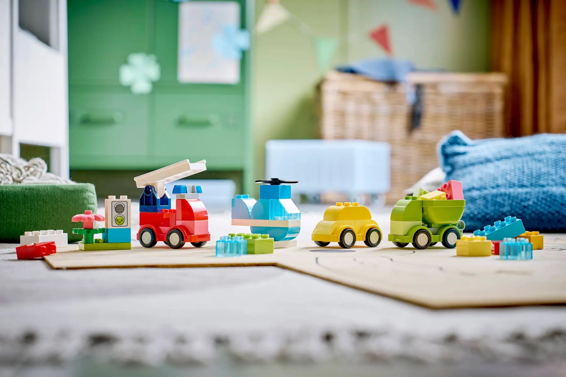 Lego Creative Vehicles  (10474)