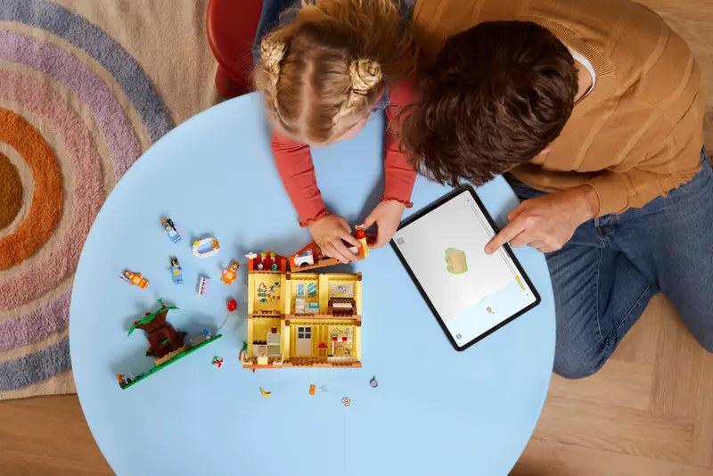 Lego Bluey's Family House (11203)