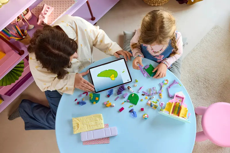 Lego Sweet Treat Mountain & Kitty Garden (11205)