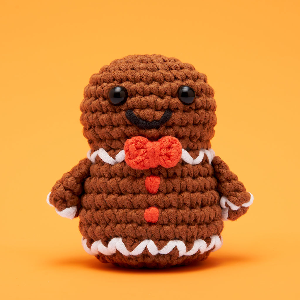 The Woobles Ted the Gingerbread Man Beginner Crochet Kit | Christmas Amigurumi Kit for Ages 8+