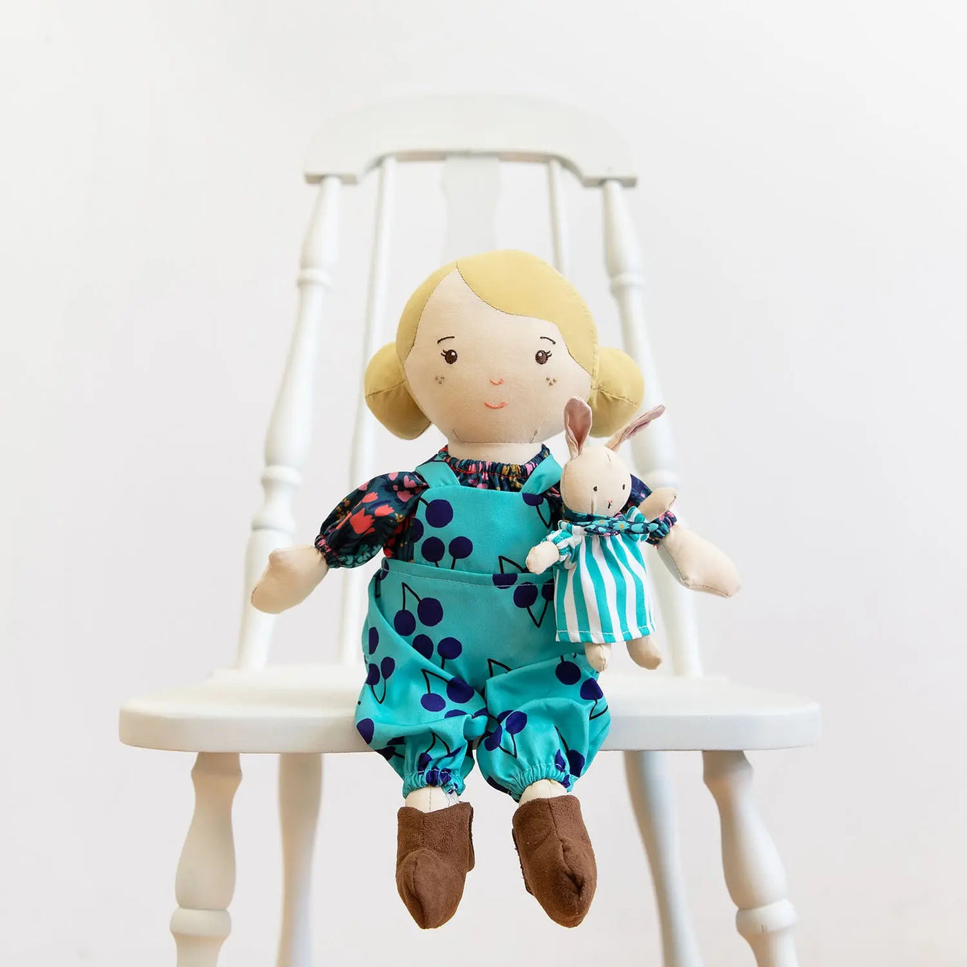 Manhattan Toy Playdate Friends Ollie 14" Soft Doll – Cuddly Plush Toy for Kids