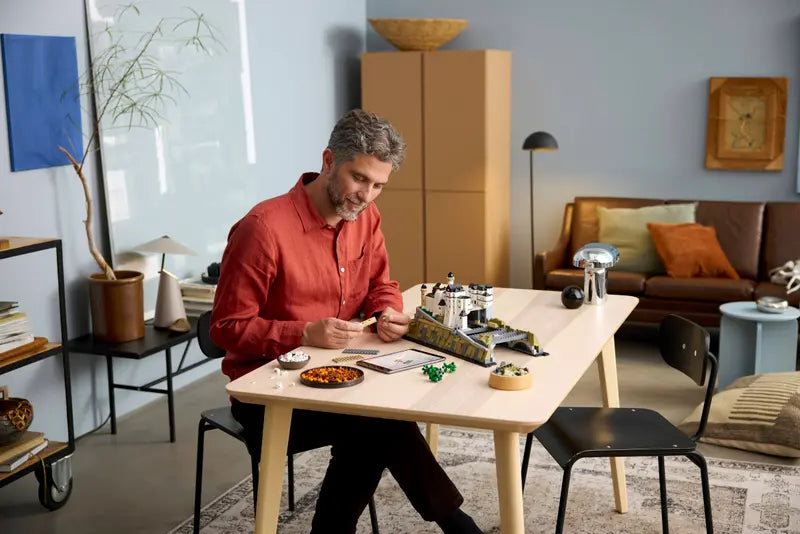 Lego Neuschwanstein Castle (21063)