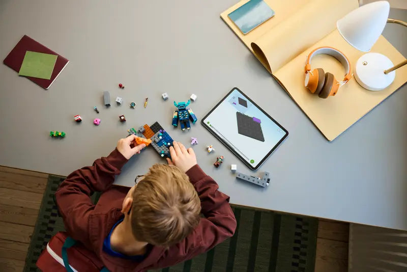 Lego The Warden Encounter (21274)