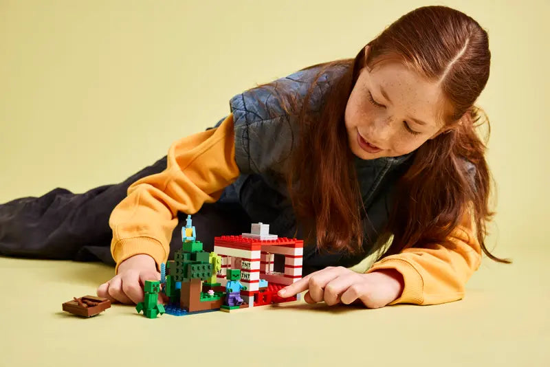 Lego The TNT Jungle House (21275)