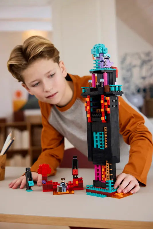 Lego The Enderman Tower (21279)