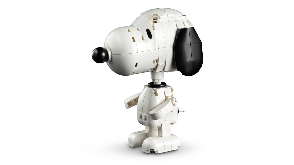 LEGO Ideas Peanuts: Snoopy's Doghouse (21368) | Ideas Building Set for Ages 8+