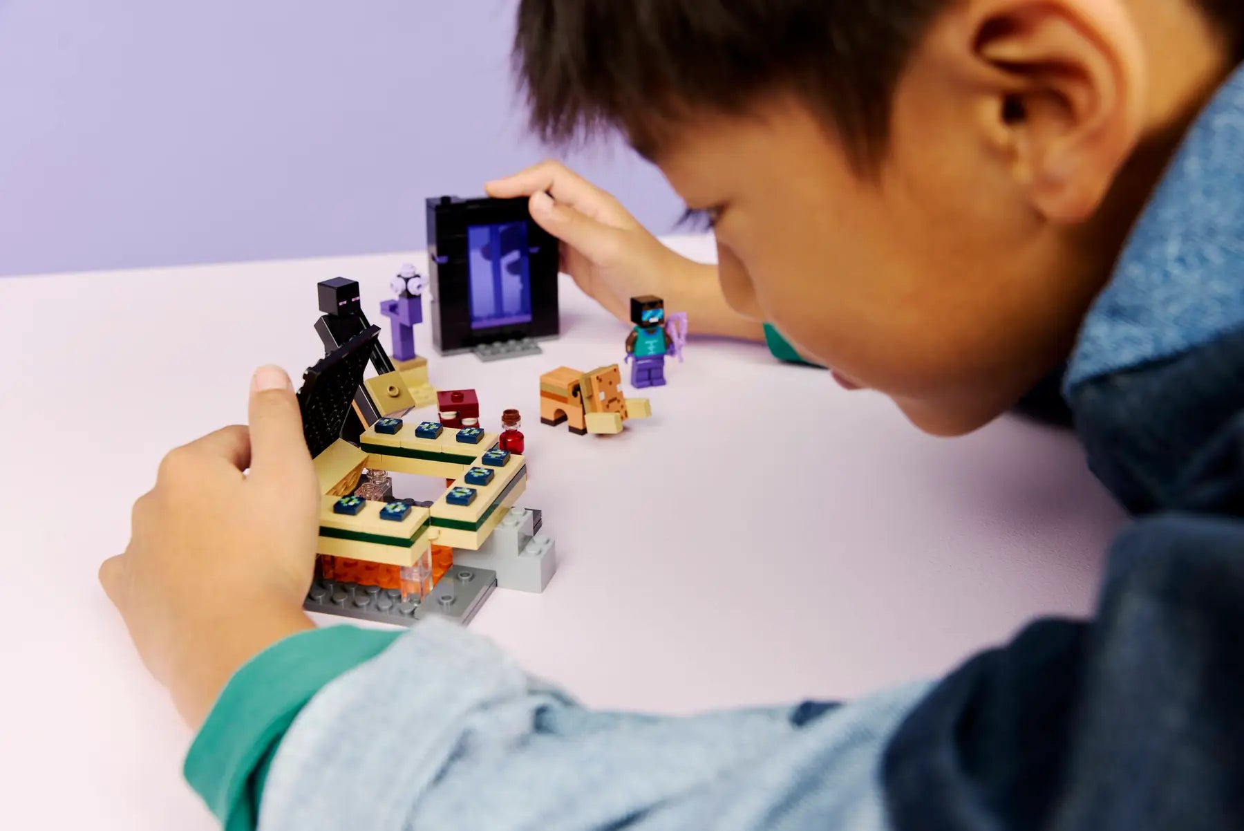 Lego Nether & End Portal Journey  (21584)