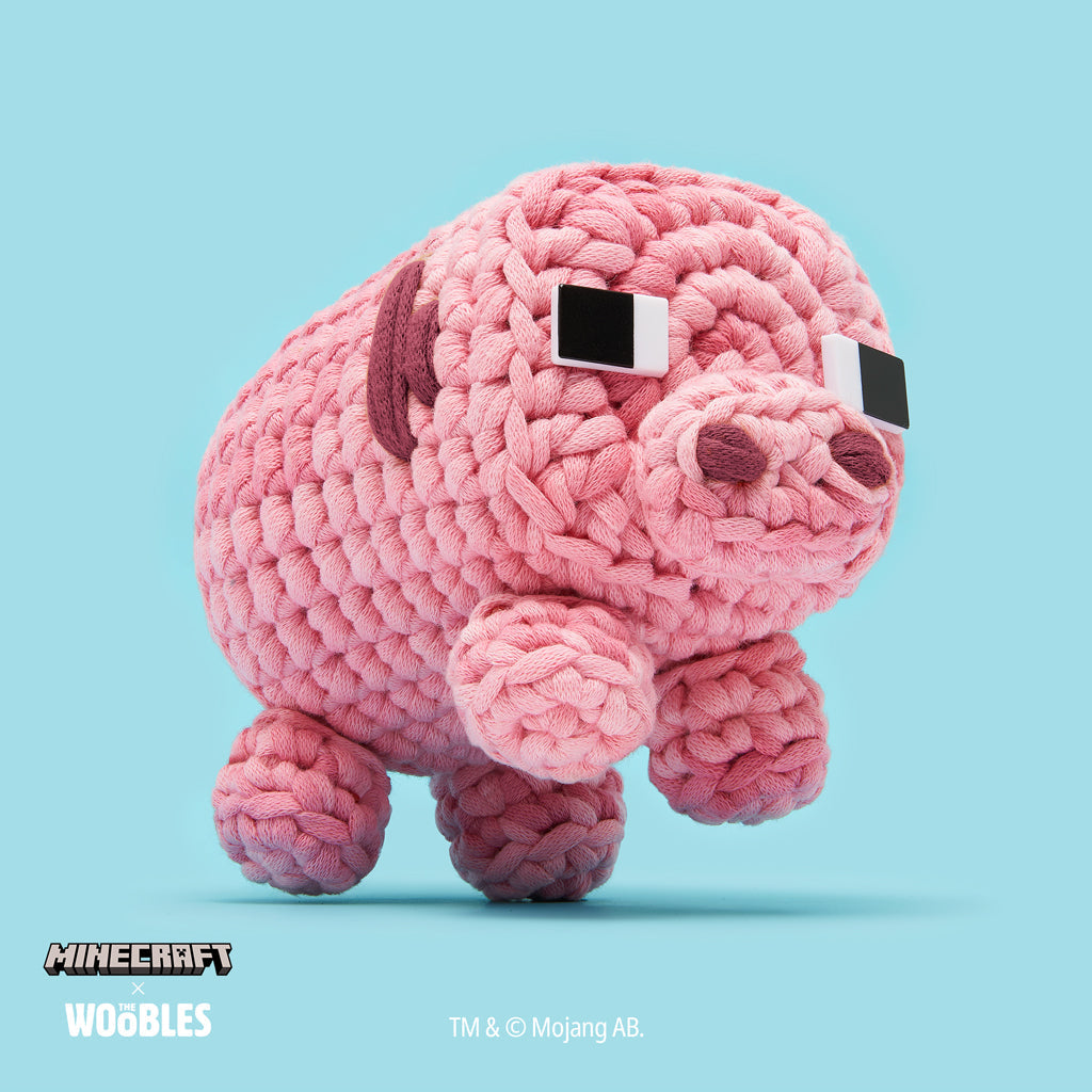 The Woobles Minecraft Pig Crochet Kit | Official Minecraft Beginner Amigurumi for Ages 12+