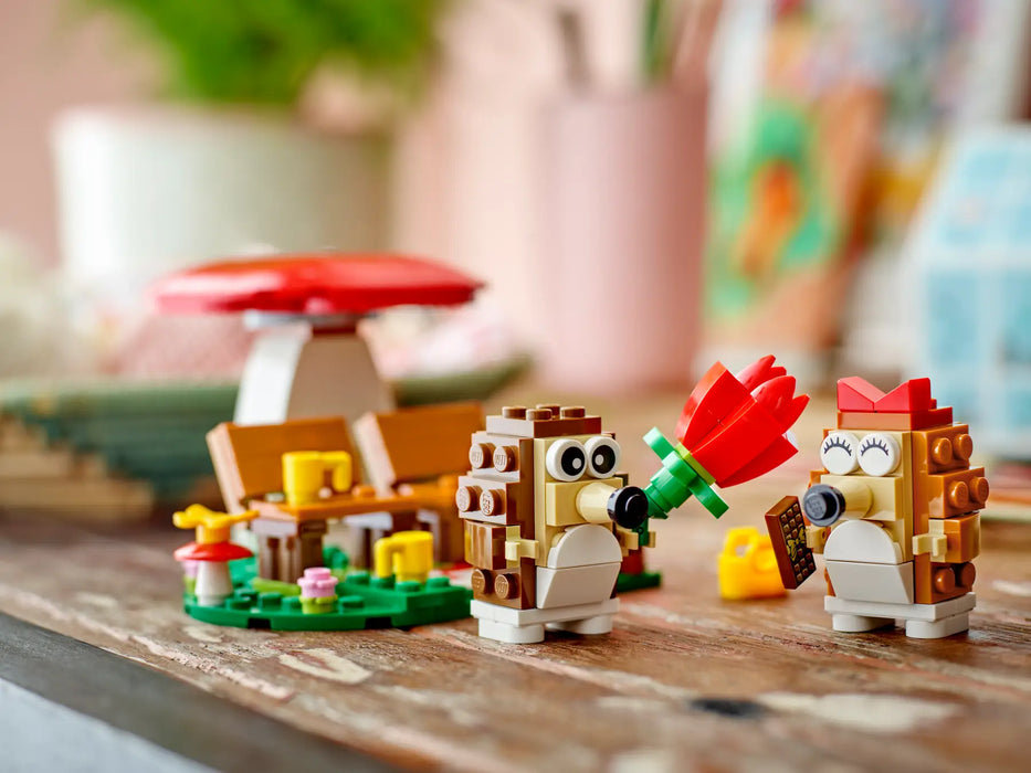 Lego Hedgehog Picnic Date (40711)