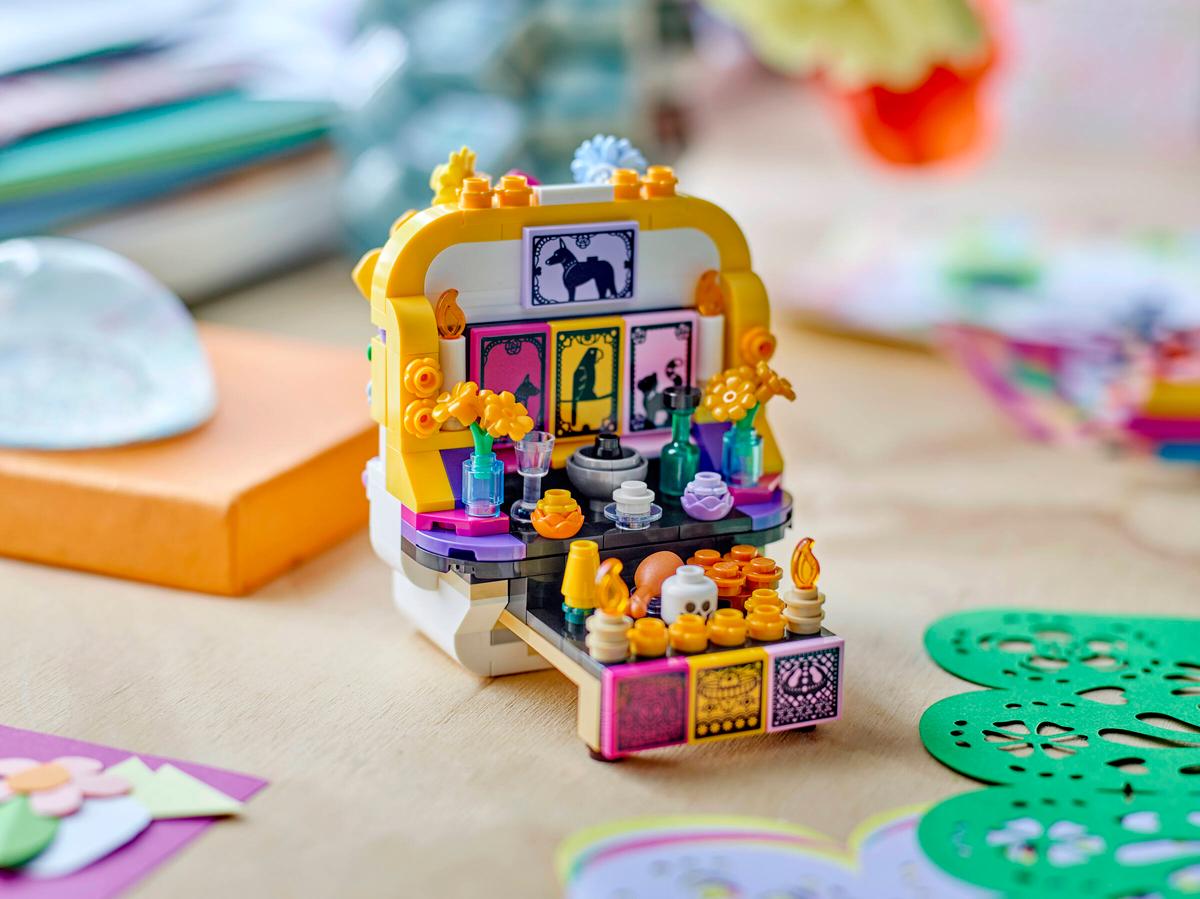 LEGO Seasons and Occasions Altar of the Dead (Día de los Muertos) (40811) | Seasons and Occasions Building Set for Ages 6+