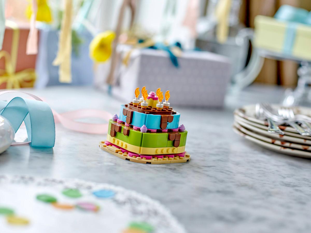 LEGO Birthday Party Cake (40815) – Fun Birthday Celebration Building Set