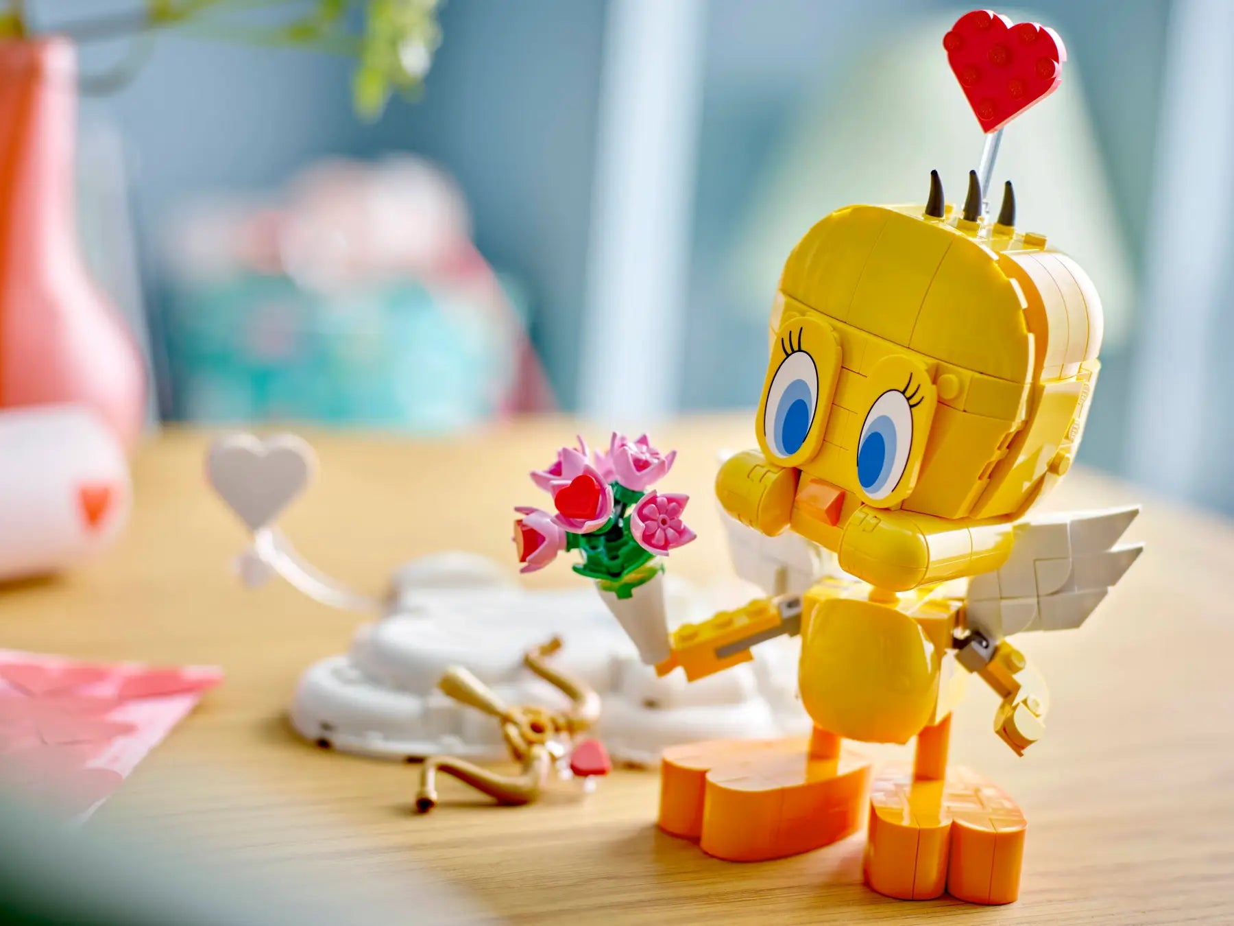 Lego Sweetheart Tweety Bird  (40824)