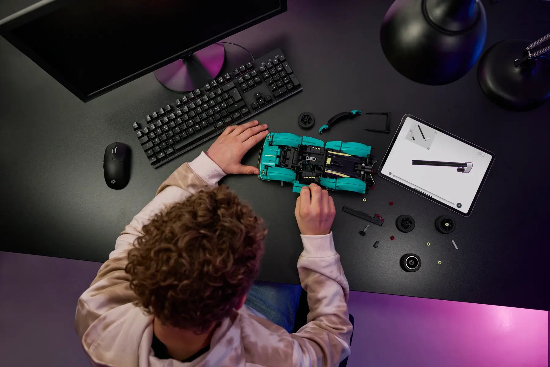 Lego Aston Martin Valkyrie (42208)