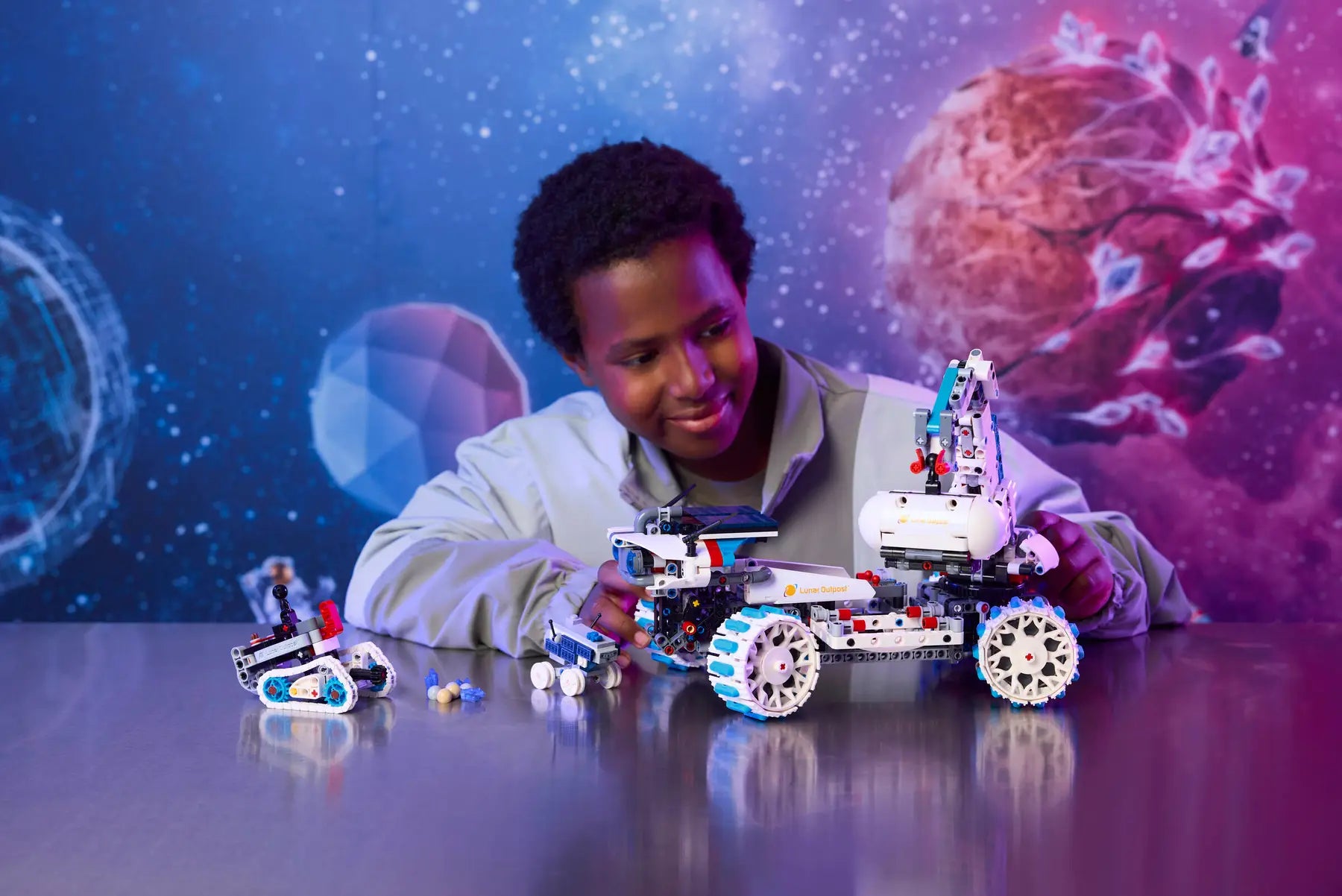 Lego Lunar Outpost® Moon Rover Space Vehicle (42211)