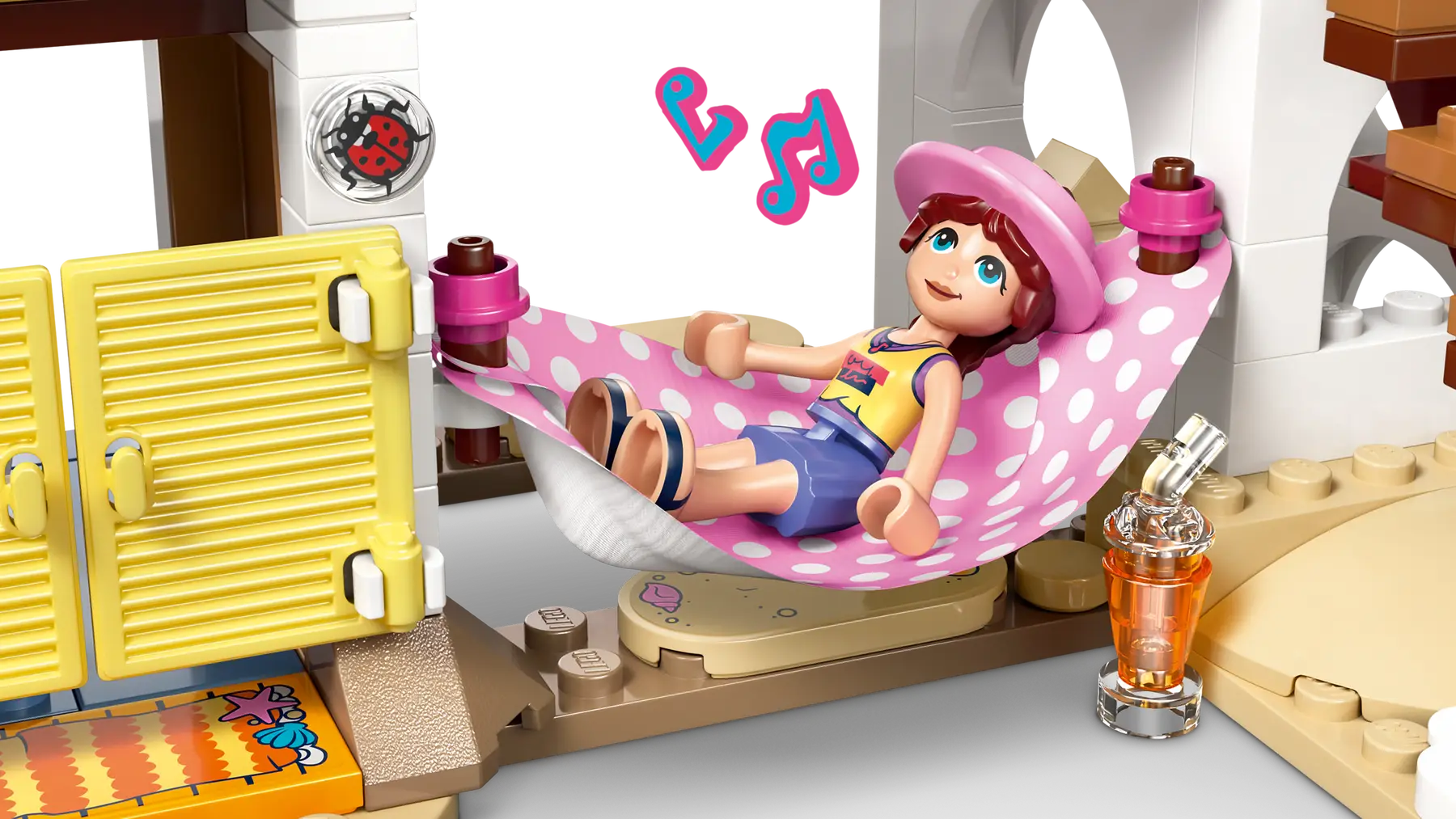 Lego Beach House with Seals  (42699)