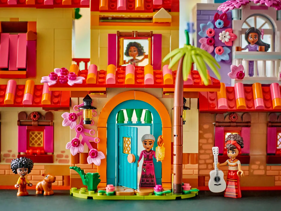 Lego The Magical Madrigal House  (43245)