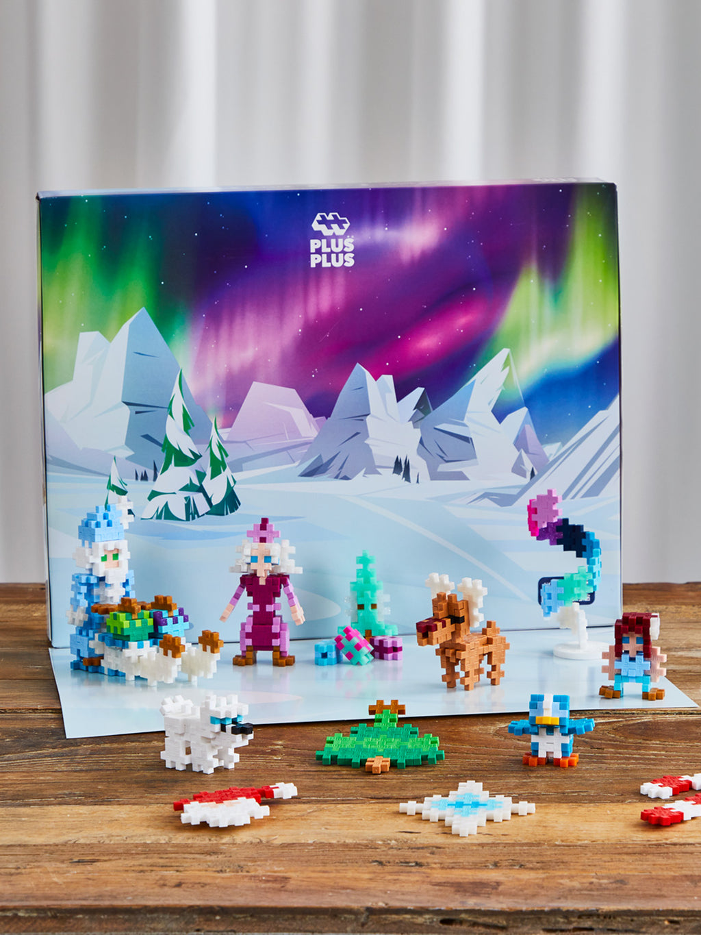 Plus Plus Advent Calendar 2026 – Santa's Northern Lights Adventure 600-Piece Holiday Countdown (Ages 5+)