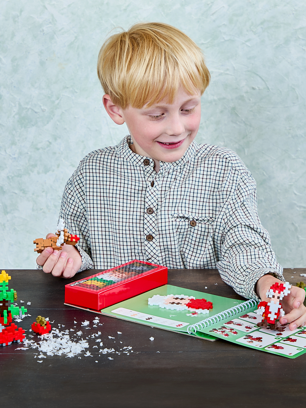 Plus Plus Puzzle by Number Christmas – 125-Piece Holiday Activity Pad with 2D & 3D Festive Builds (Ages 5+)
