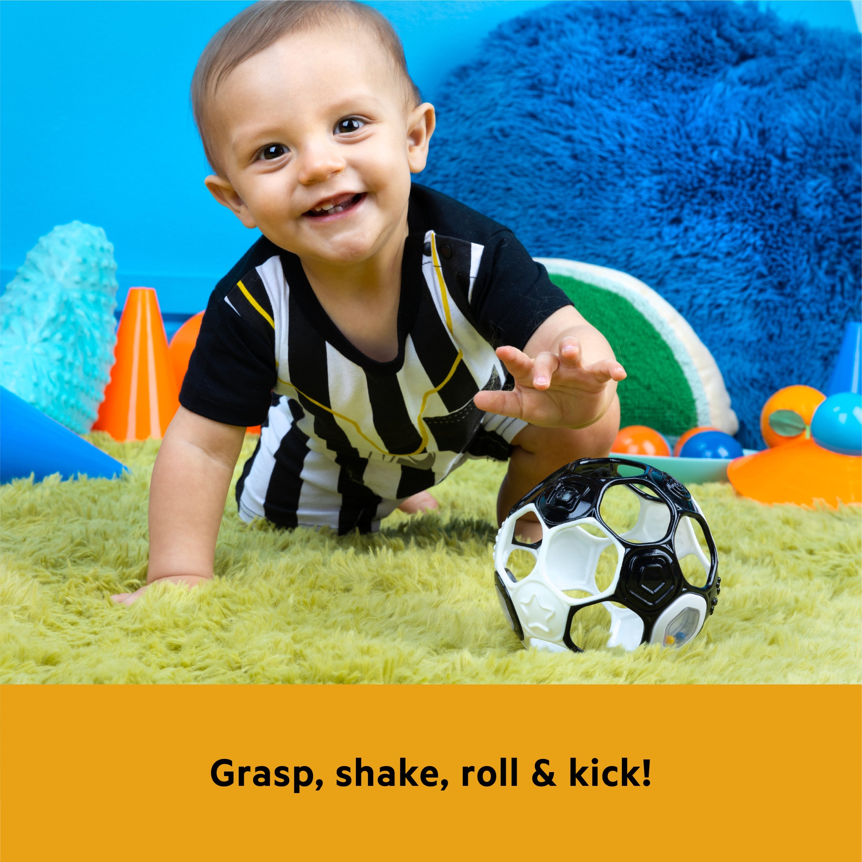 Bright Starts Grippin’ Goals Rattle Ball – Black & White