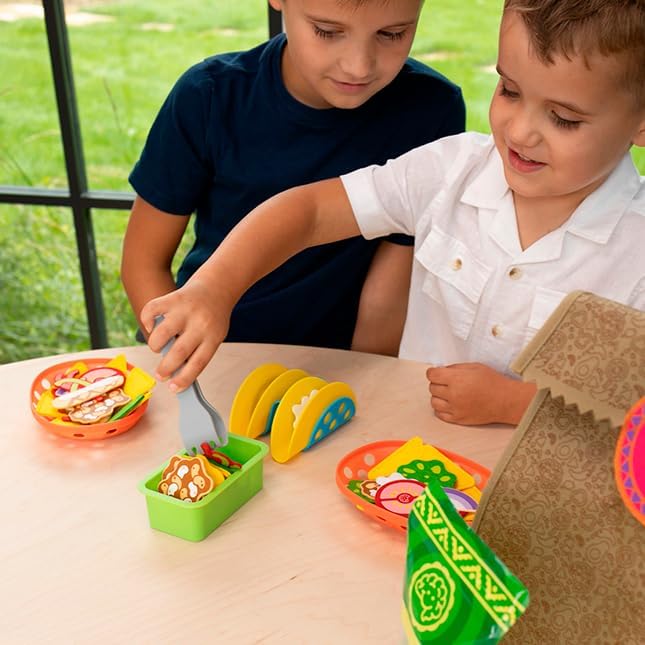 Fat Brain Toys Pretendables Nacho Set