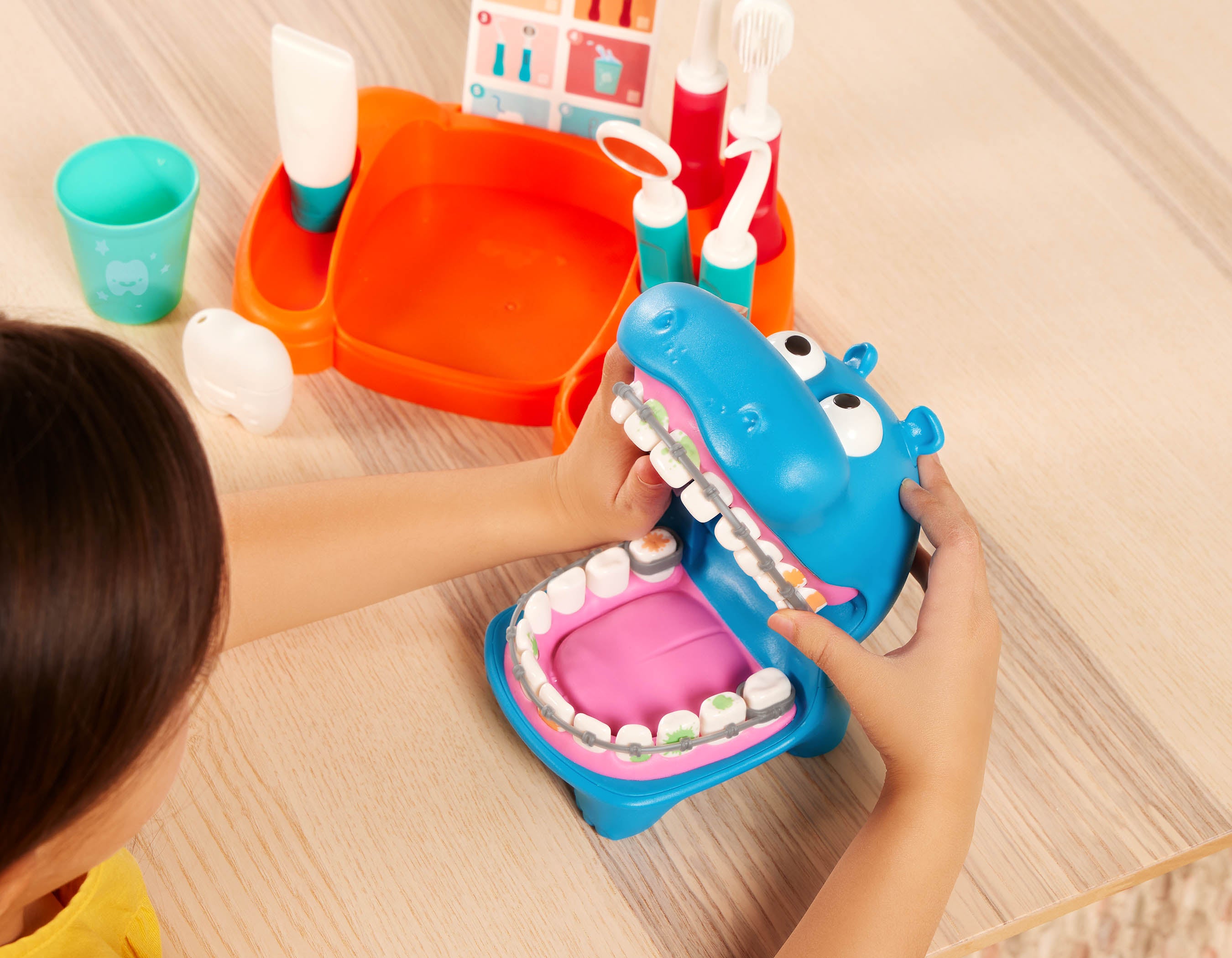 Battat Hippodontist Hippo Dentist Play Set