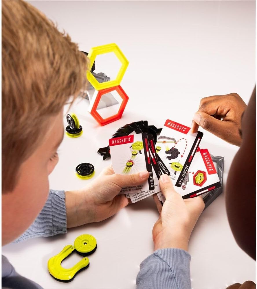 Fat Brain Toys Magshuto Stunt Park