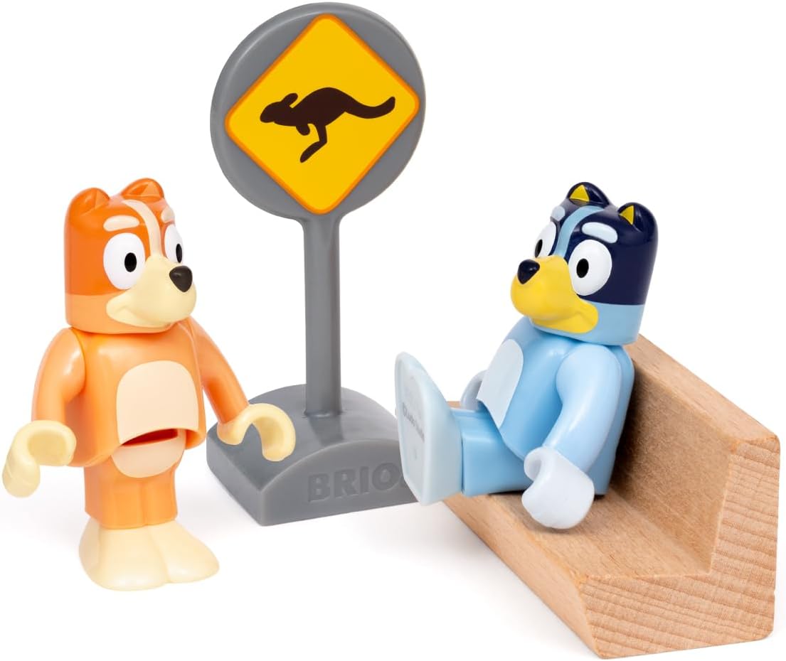 BRIO World Bluey Train Set – 7-Piece Wooden Railway Playset with Bluey & Bingo Figures, Compatible with All BRIO World (Ages 3+)