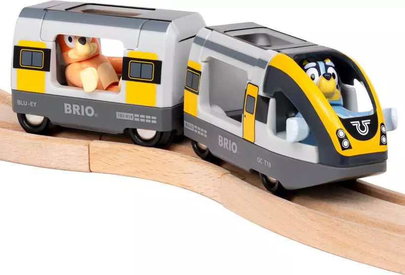 BRIO World Bluey Train Set – Wooden Railway Set with Bluey & Bingo Figures (Ages 3+)