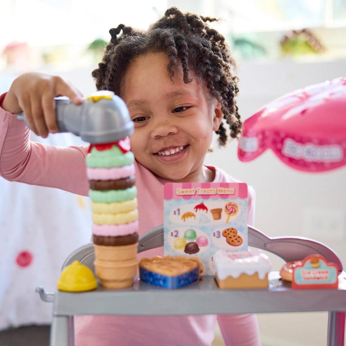 LeapFrog Scoop & Learn Ice Cream Parlor – 50+ Piece Interactive Ice Cream Cart with Magic Scooper, Play Money & Learning Games (Ages 3–6)