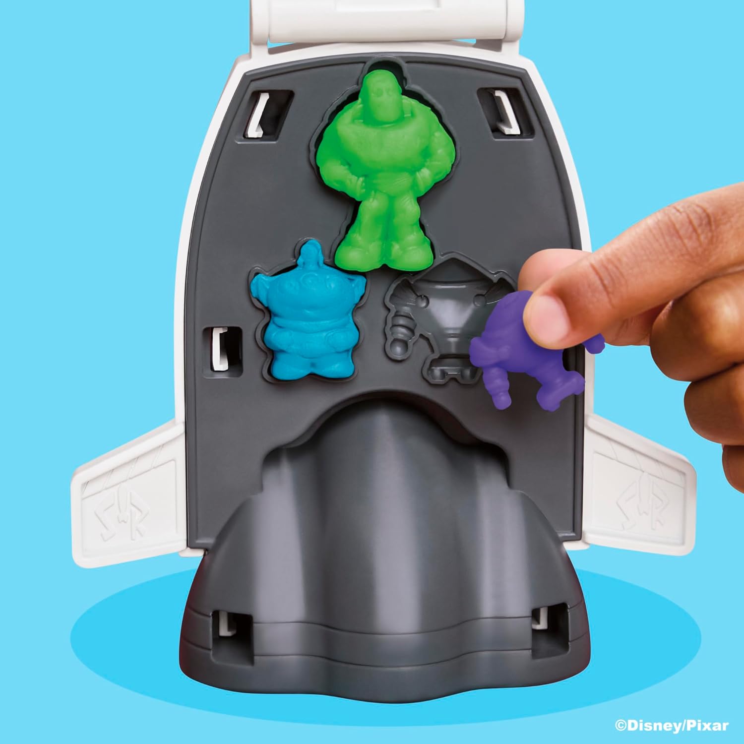 Play-Doh Toy Story Space Creations Set – Rocket Ship with Woody, Buzz & Space Moulds (Ages 3+)