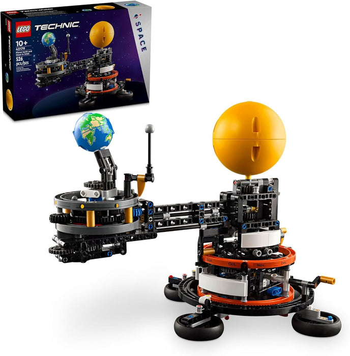 Lego Planet Earth and Moon in Orbit (42179)