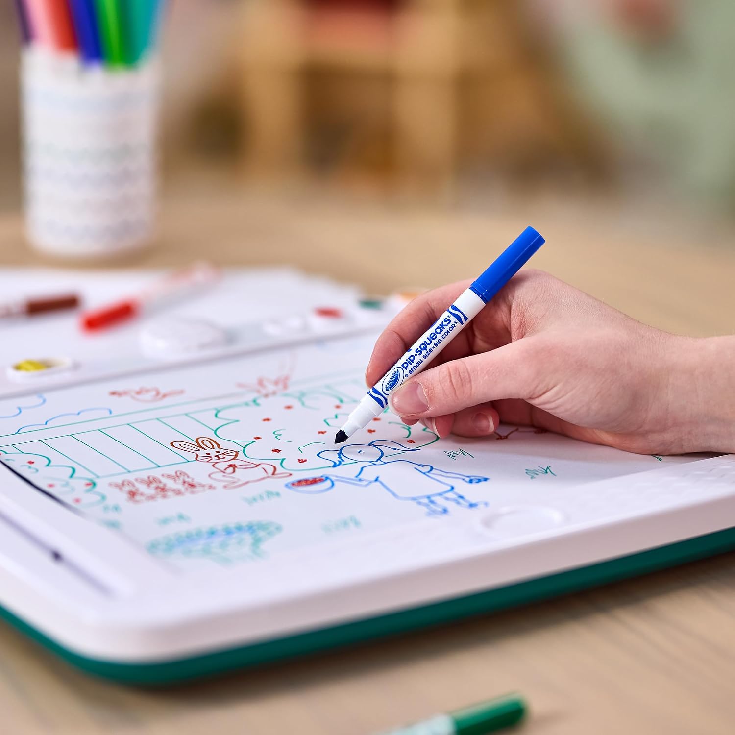 Crayola Story Creator Kit – Storytelling & Illustration Activity Set for Creative Kids (Ages 6+)