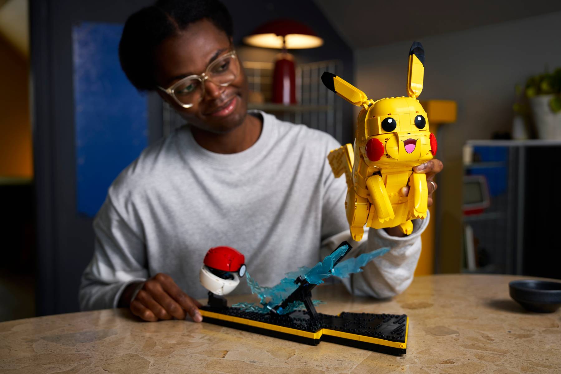 LEGO Pokémon Pikachu and Poké Ball [72152]