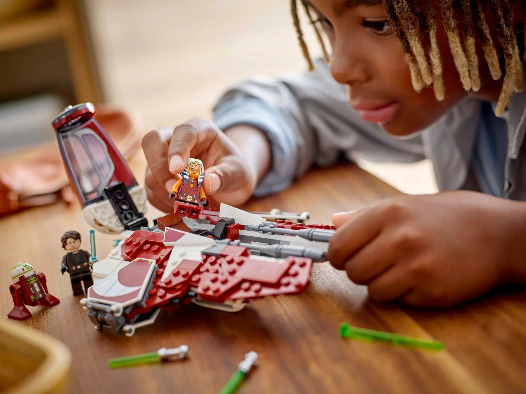 Lego Ahsoka's Jedi Interceptor™ (75401)