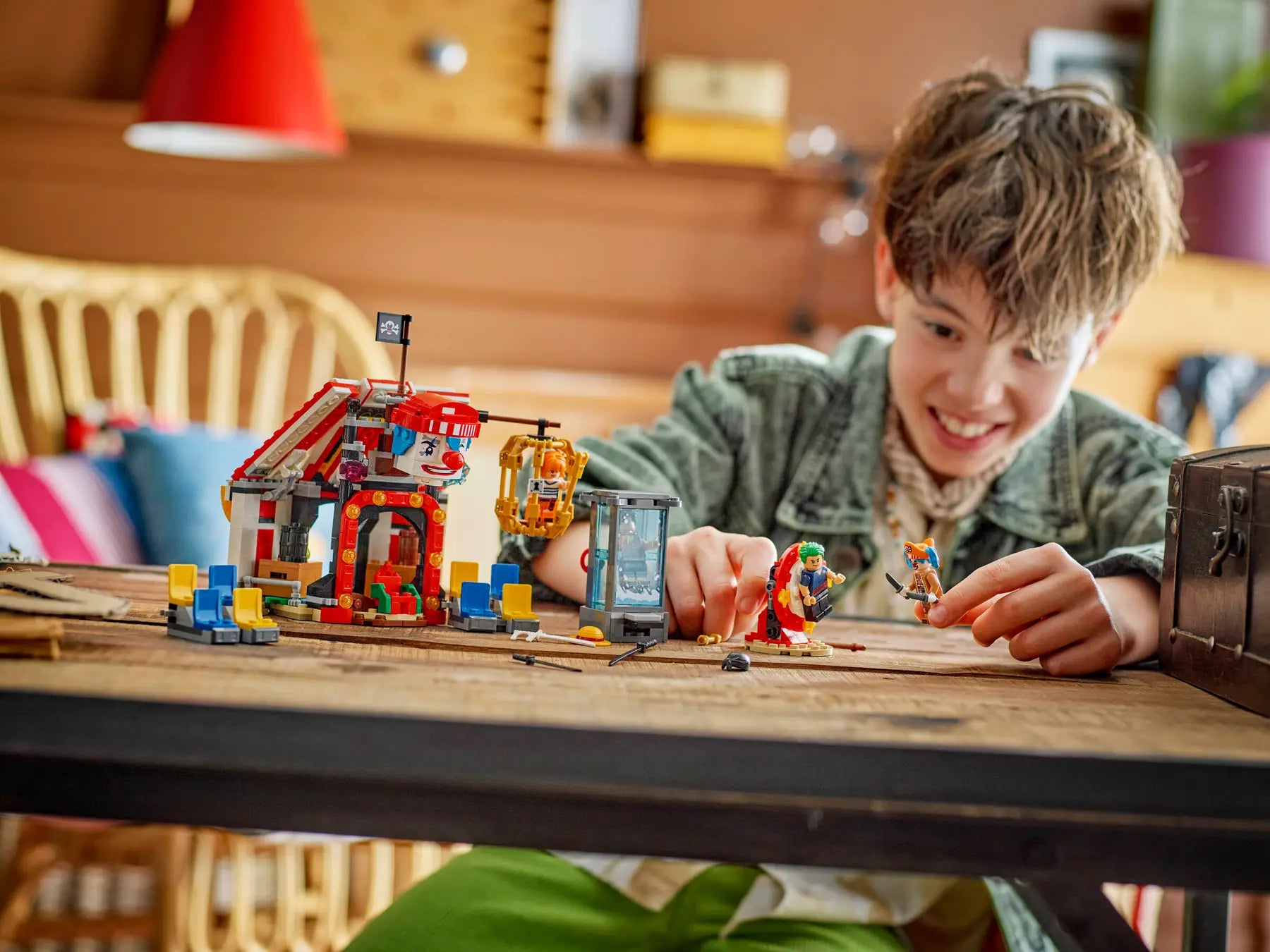 Lego Buggy the Clown's Circus Tent (75637)