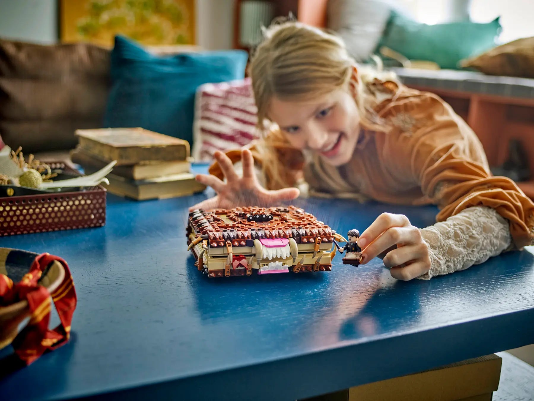 Lego Chomping Monster Book of Monsters (76449)