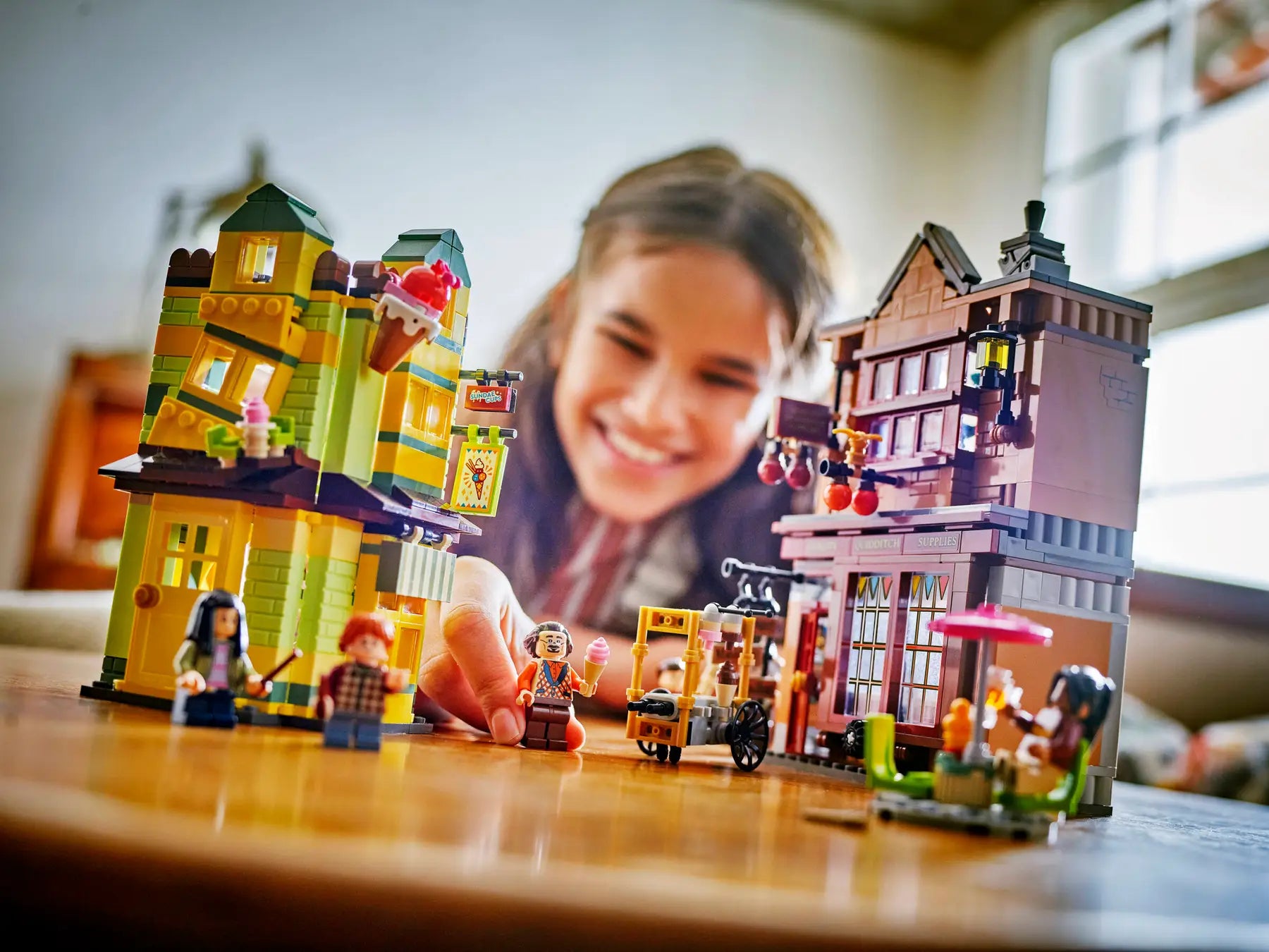 Lego Quality Quidditch™ Supplies & Ice Cream Parlour (76452)