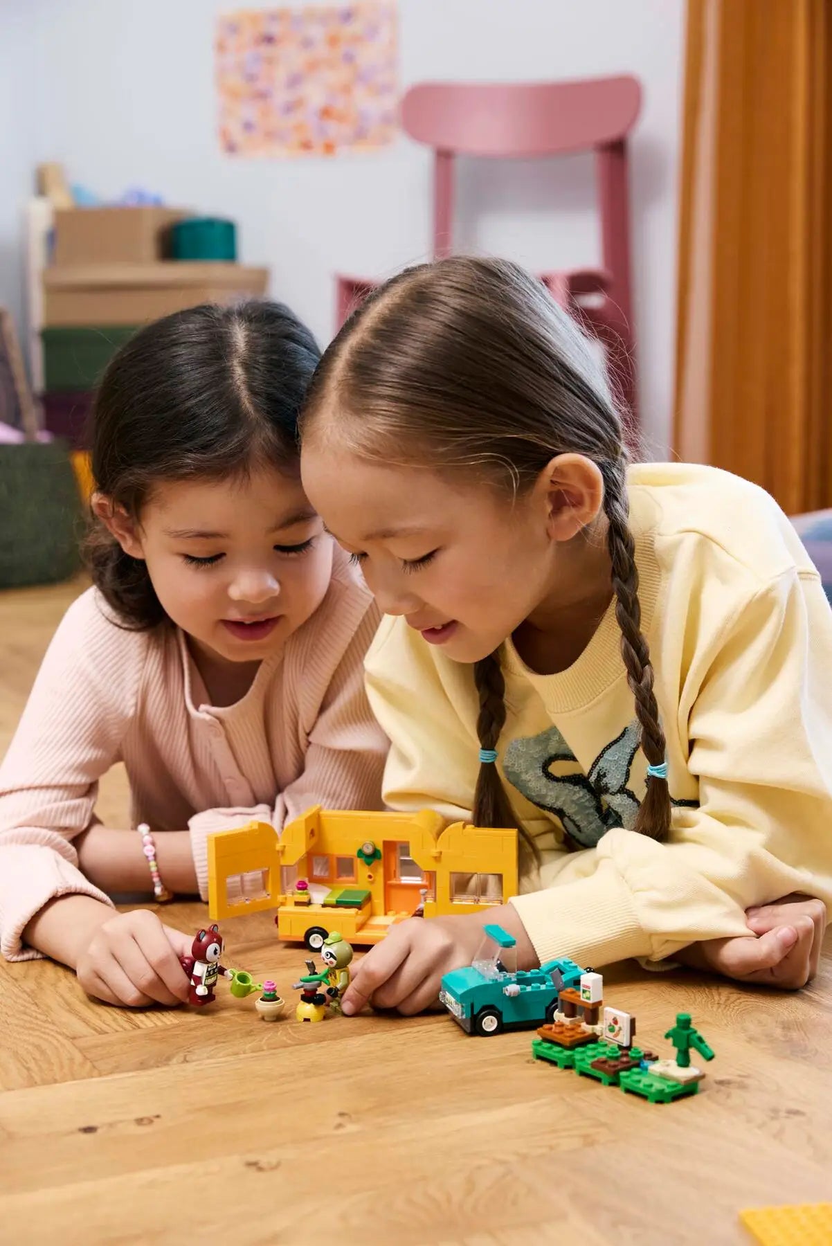 Lego Leif's Caravan & Garden Shop (77054)