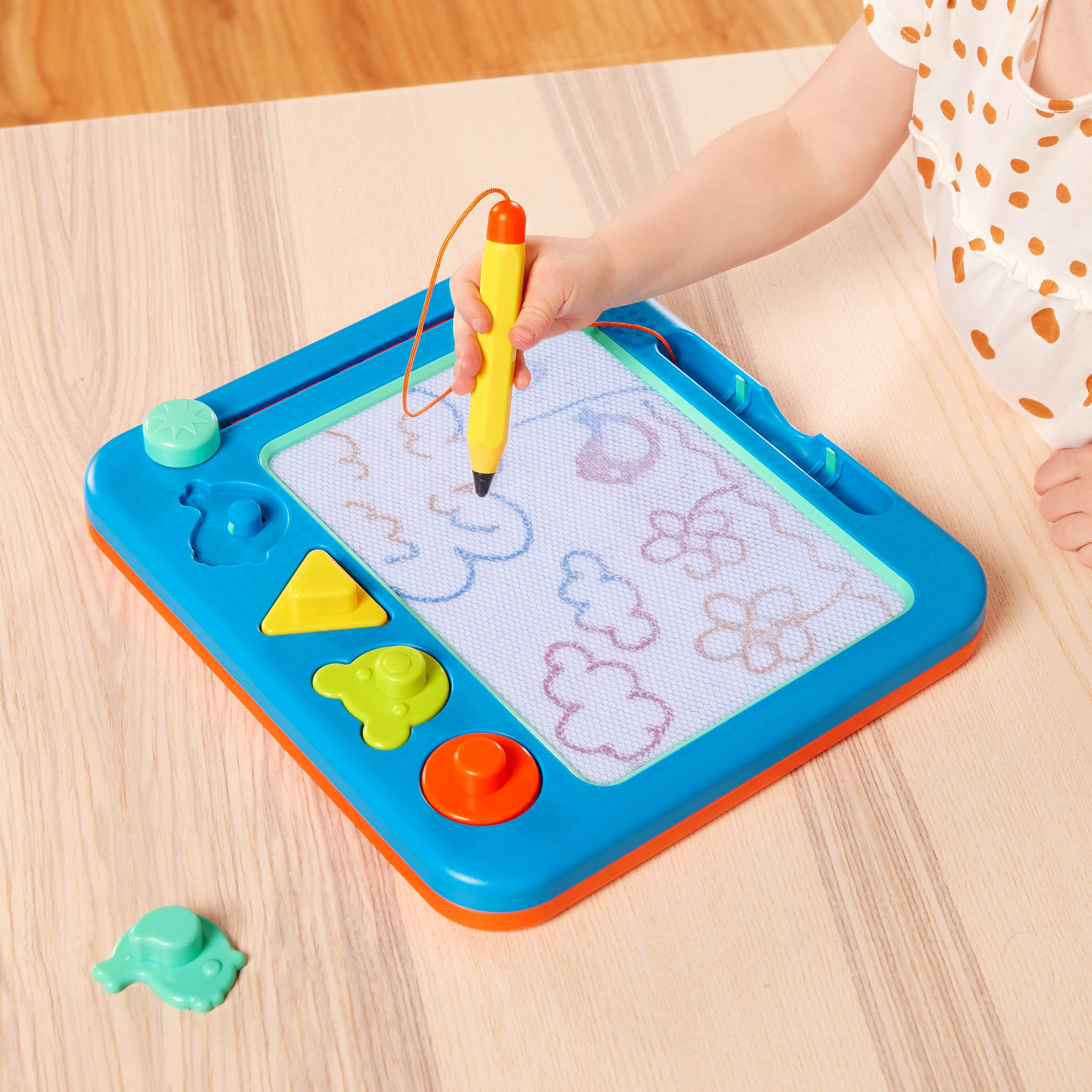 Battat Easy Doodle Magnetic Sketching Board