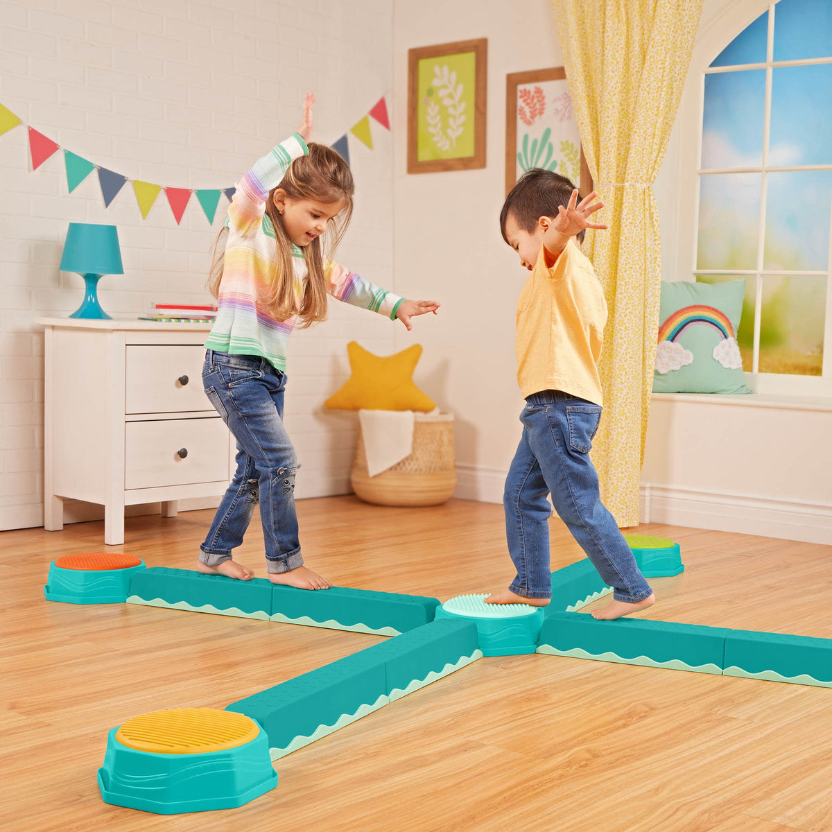 B. Active 10-Piece Balance Beam Set – Connectable Textured Sensory Beams for Balance & Coordination (Ages 3+)