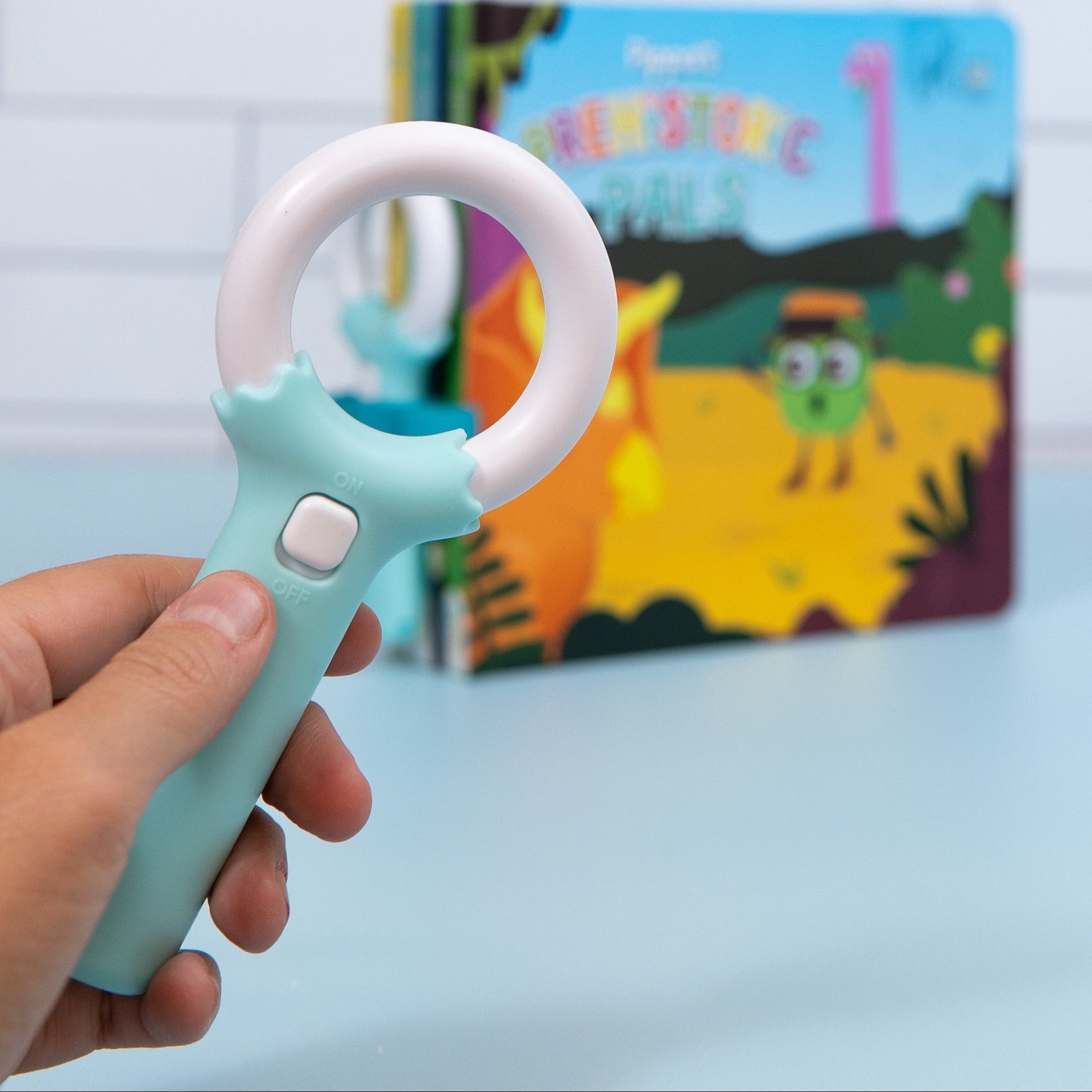 Glo Pals Light- Up Library - Additional Magic Magnifier
