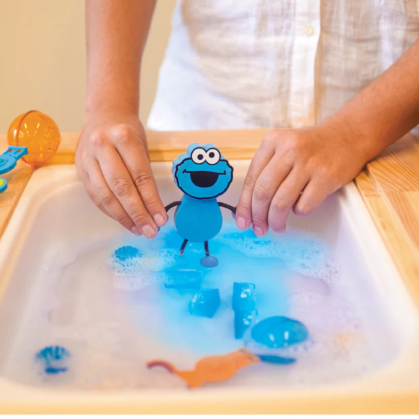 Glo Pals Sesame Street Water Activated Bath Toy - Cookie Monster