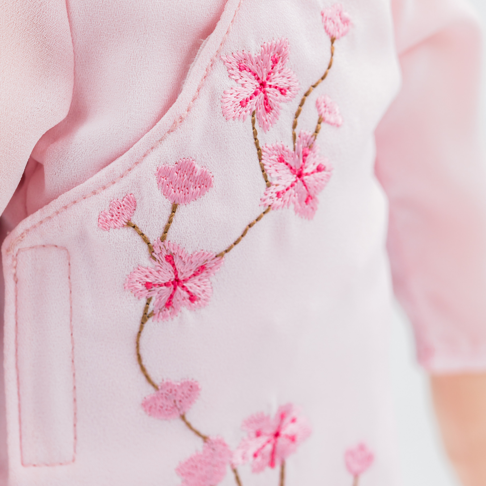 Joeydolls Vietnamese 'Thuong' Cultural Doll