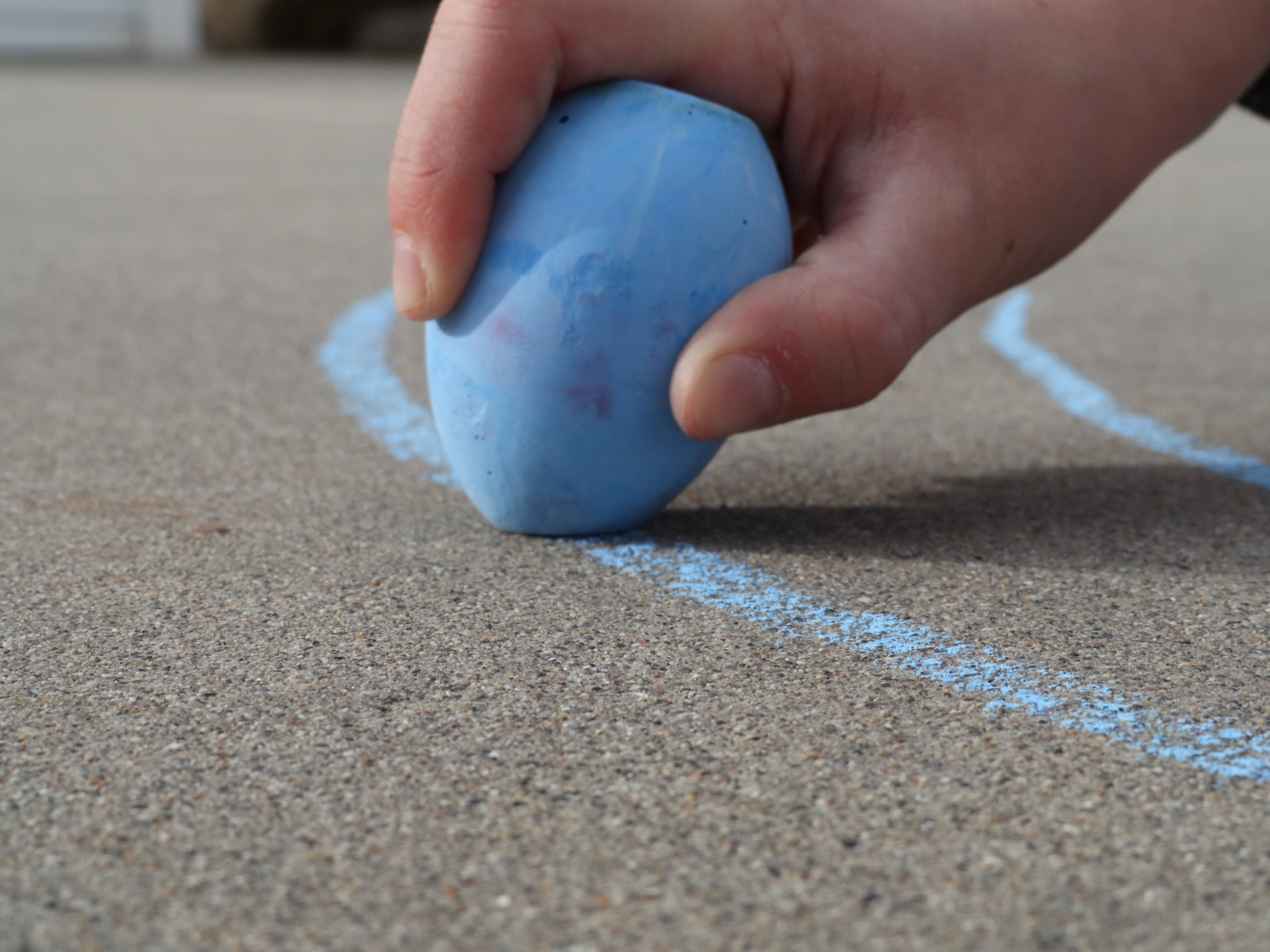 Kid Made Modern Neon Chalk Eggs - 6 pack