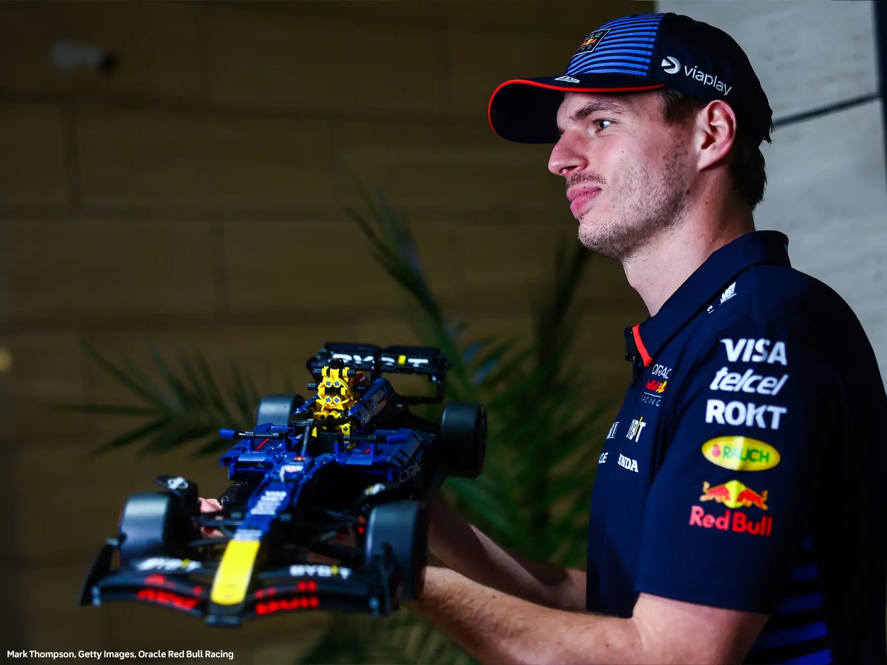 Lego Oracle Red Bull Racing RB20 F1 Car (42206)