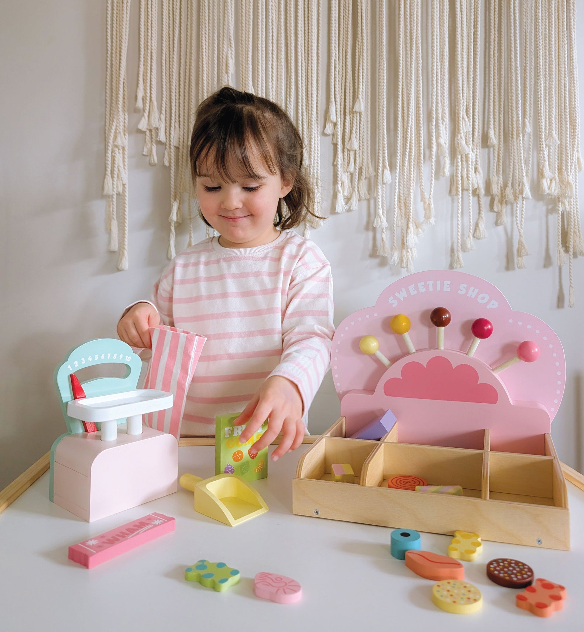 Tender Leaf Sweetie Pic'n'Mix Shop