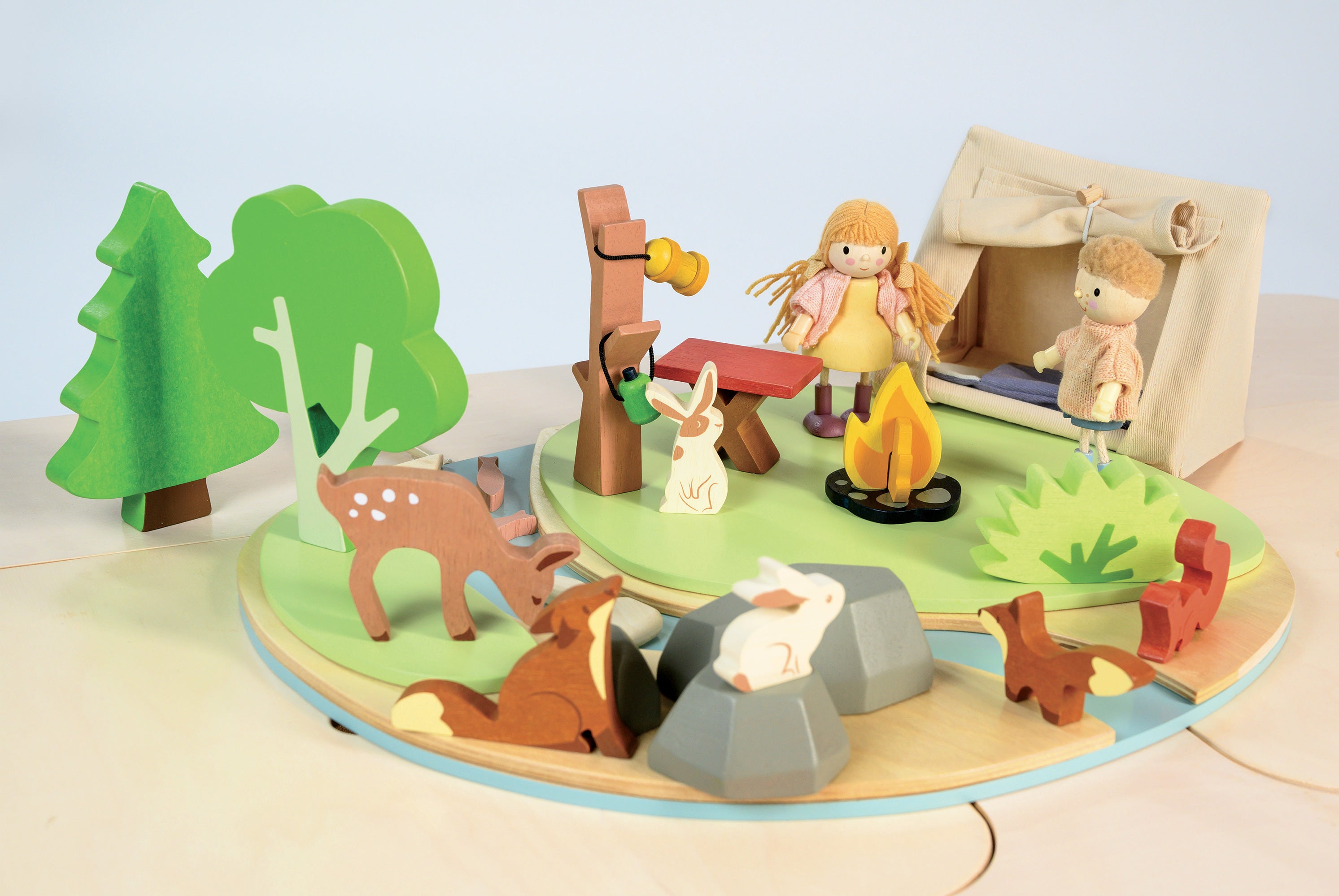 Tender Leaf Wildlife Camping Playset
